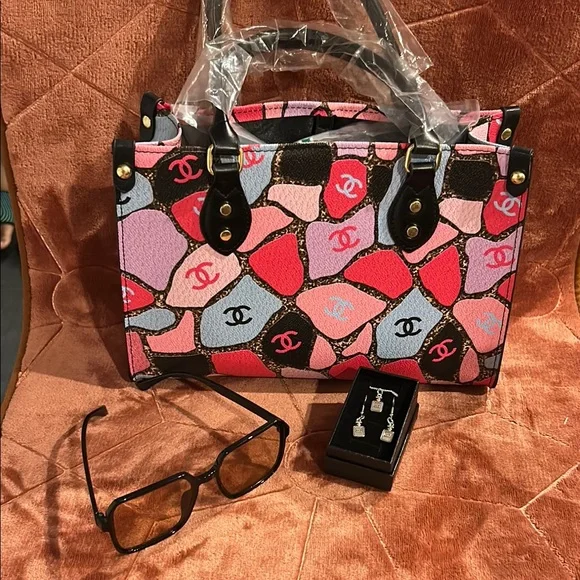 Customize Colorful Tote with Fashion Sunglasses & #5 Earring set - Picture 1 of 7